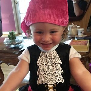 Meet your Posher, Sandy